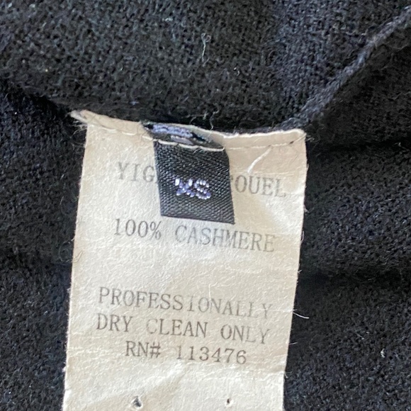 Yoga Azrouël Black Button-Down Cashmere Cardigan Sweater (with shoulder cutouts) - Picture 8 of 8